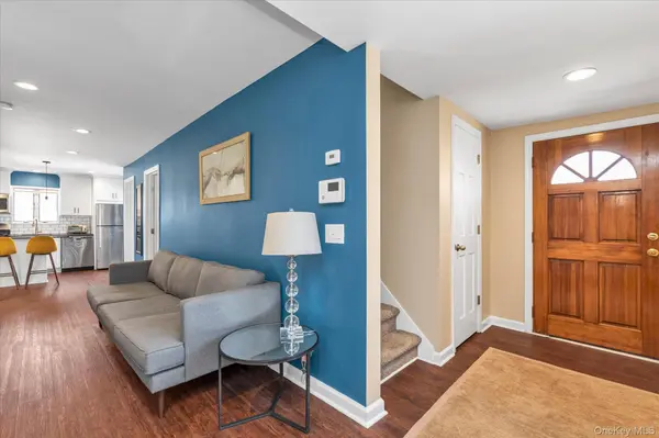 491 Oakland AVE, Cedarhurst, NY 11516