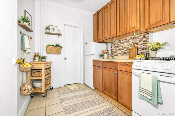 211 E 88 ST #2A, New York (manhattan), NY 10128