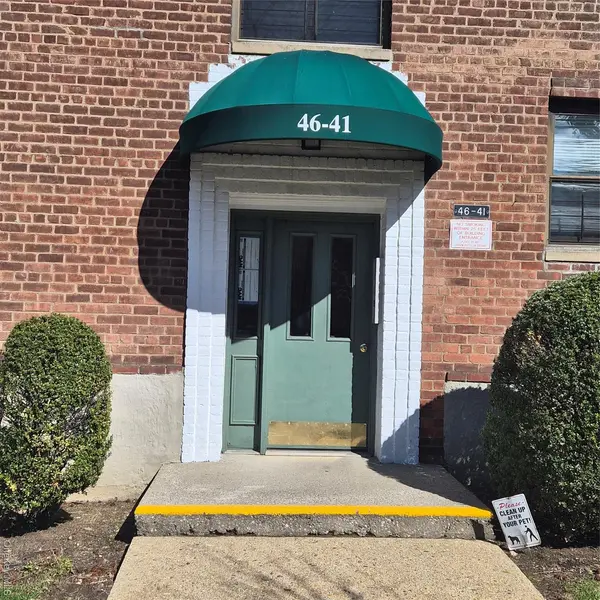 46-41 215 ST #2B, Bayside, NY 11361