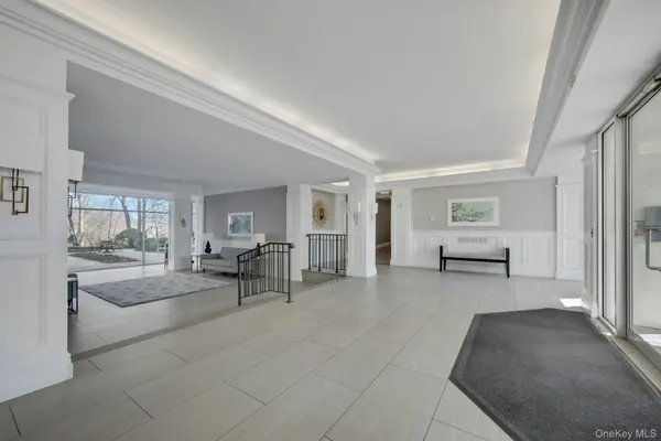 1 Stoneleigh PLZ #1T, Bronxville, NY 10708
