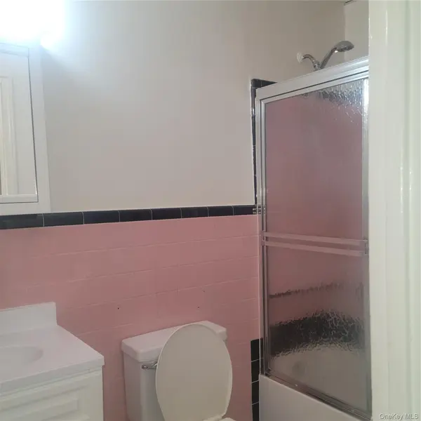 9310 177th ST, Jamaica, NY 11433