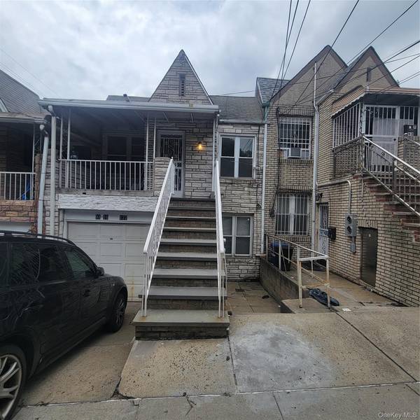 9310 177th ST, Jamaica, NY 11433