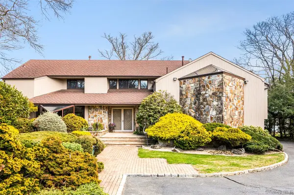 214 Cedar AVE, Hewlett Bay Park, NY 11557