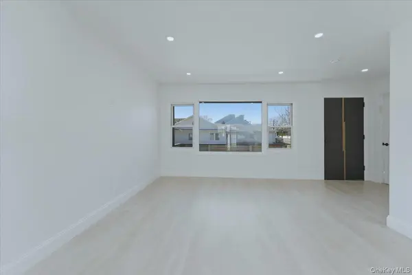 1895 Park ST, Atlantic Beach, NY 11509