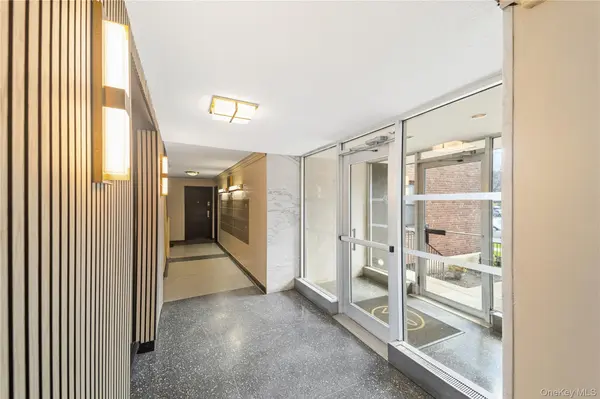 211-01 75th AVE #4O, Bayside, NY 11364