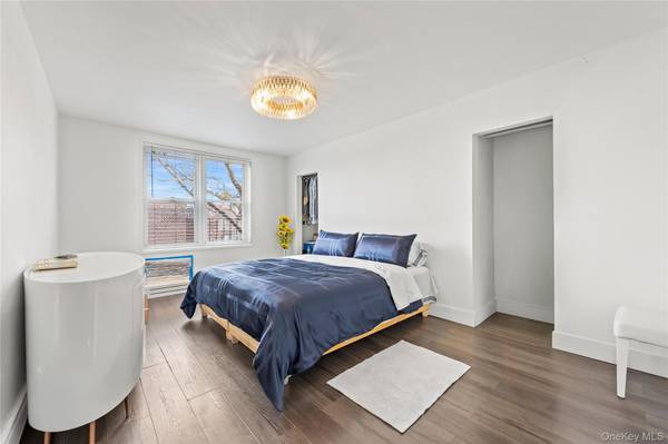 800 Cortelyou RD #3E, Brooklyn, NY 11218