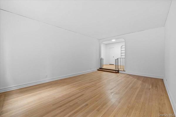 3810 Greystone AVE #103, Bronx, NY 10463