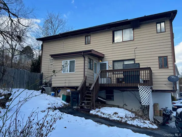 16 Spring Brook RD, Nanuet, NY 10954