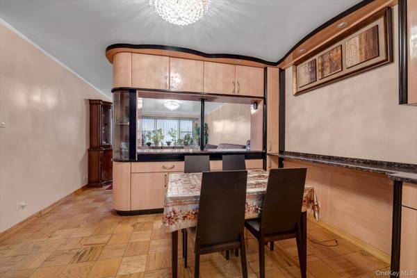 61-20 Grand Central Parkway #A307, Forest Hills, NY 11375