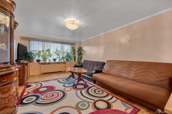 61-20 Grand Central Parkway #A307, Forest Hills, NY 11375