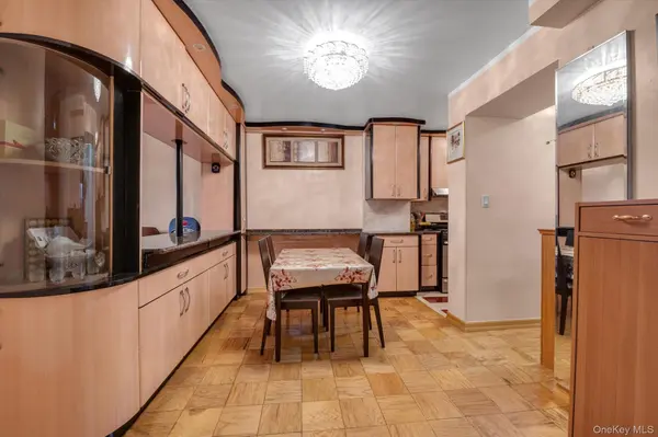 61-20 Grand Central Parkway #A307, Forest Hills, NY 11375