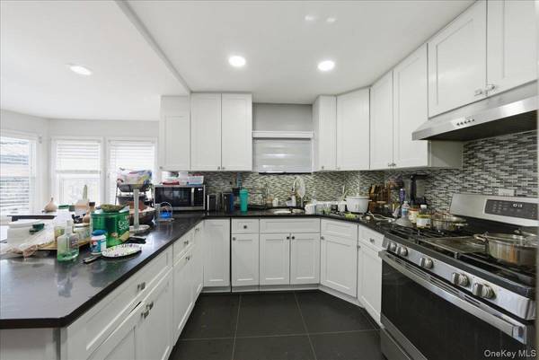 9360 208th ST, Queens Village, NY 11428