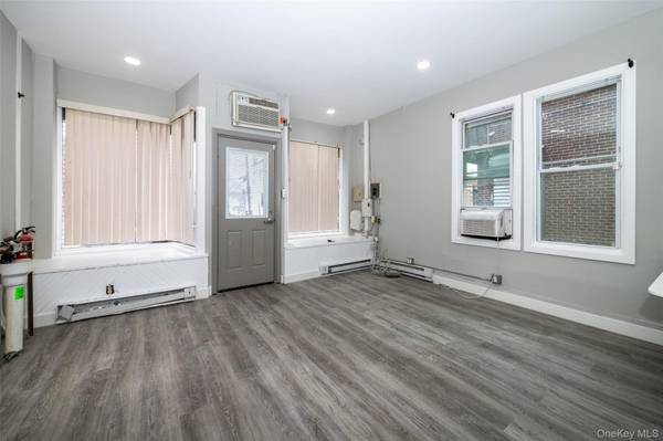 299 E Third ST #Store Front, Mount Vernon, NY 10553