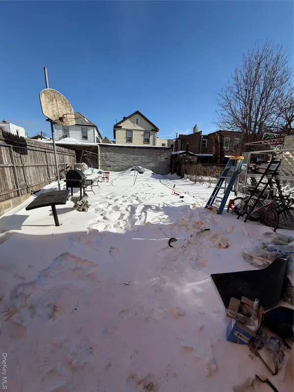 35-13 103rd ST, Corona, NY 11368
