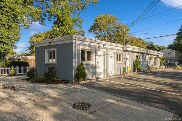 1420 Montauk HWY #Suite 2 - Treatment Rm 2, Oakdale, NY 11769
