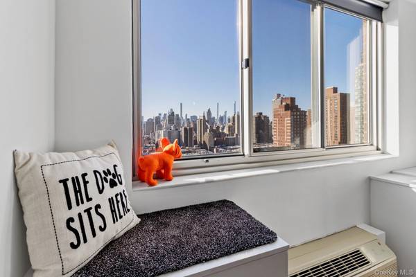 345 E 93rd ST #32G, New York (manhattan), NY 10128