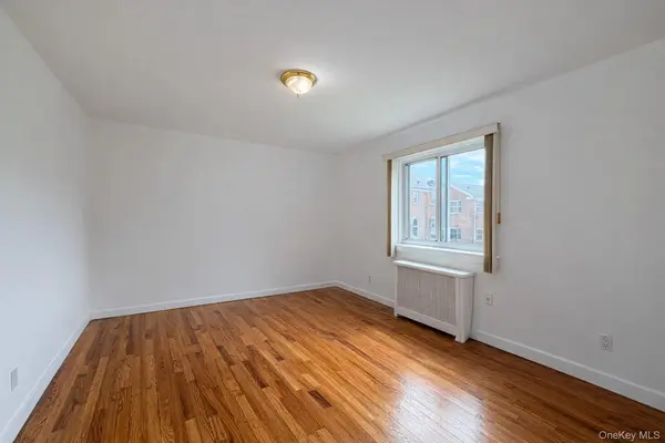 260-11 Langstone Avenue #GV118E5-1, Glen Oaks, NY 11004
