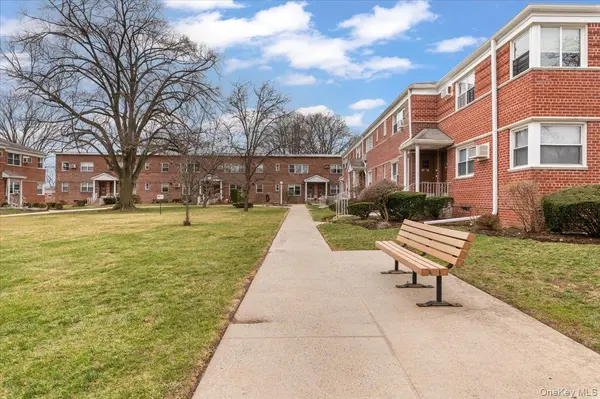 87-18 Marengo ST #2B, Hollis, NY 11423