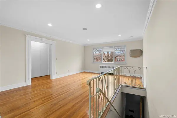 87-18 Marengo ST #2B, Hollis, NY 11423