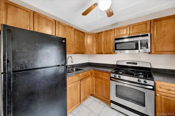 2035 Central Park #3G, Yonkers, NY 10710