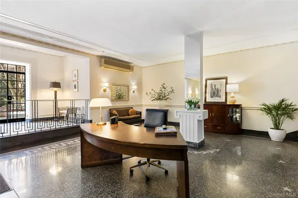 35 Parkview AVE #1D, Bronxville, NY 10708