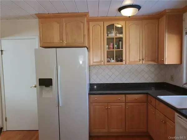 215 Harriman RD, Irvington, NY 10533