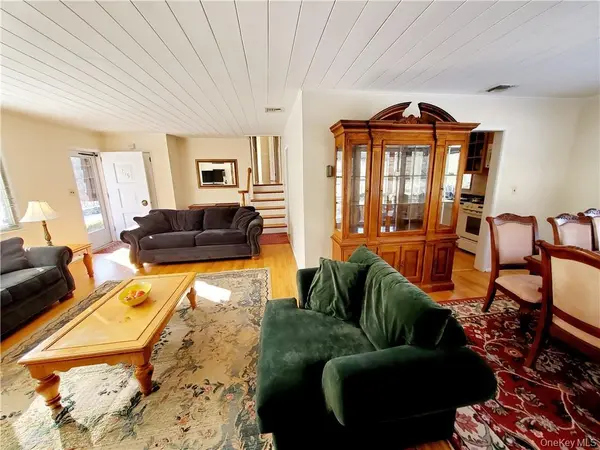 215 Harriman RD, Irvington, NY 10533