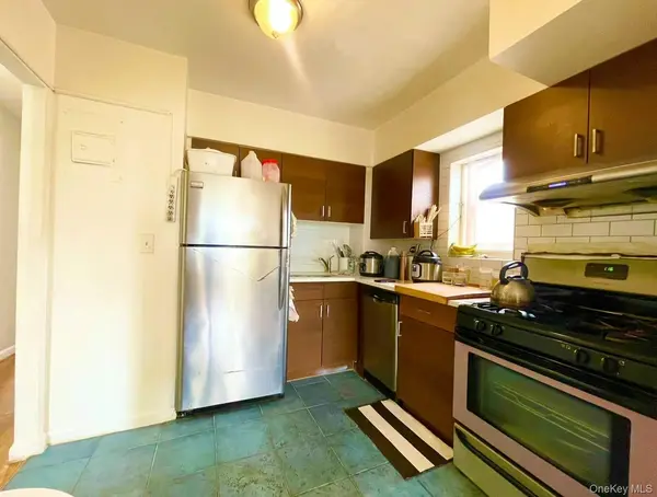 4618 161st ST #C4, Flushing, NY 11358
