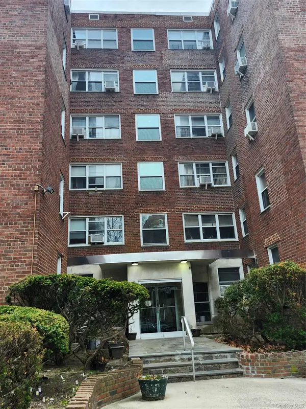 1234 Midland AVE #3E, Bronxville, NY 10708