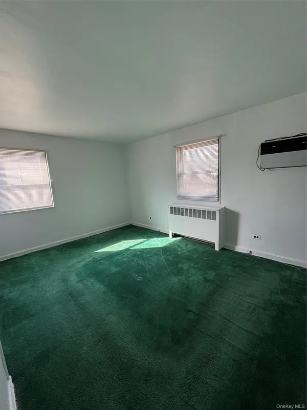 155-25 79 ST #4, Howard Beach, NY 11414