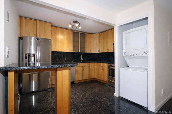 151-18 79th ST #2K2, Howard Beach, NY 11414