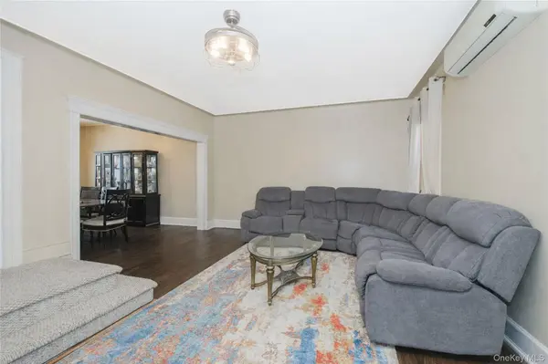 107-08 110th ST, Ozone Park, NY 11419