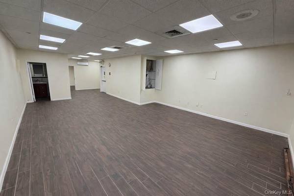 7909 Roosevelt AVE, Jackson Heights, NY 11372
