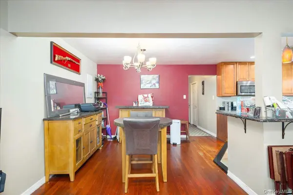 7918 149th AVE, Howard Beach, NY 11414