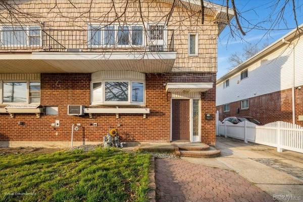 7918 149th AVE, Howard Beach, NY 11414