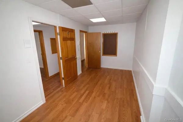 7905 Roosevelt AVE, Jackson Heights, NY 11372
