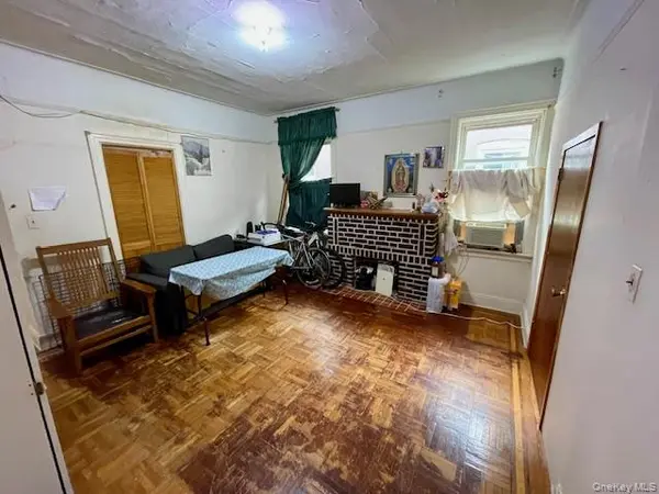 39-47 49th ST, Sunnyside, NY 11104