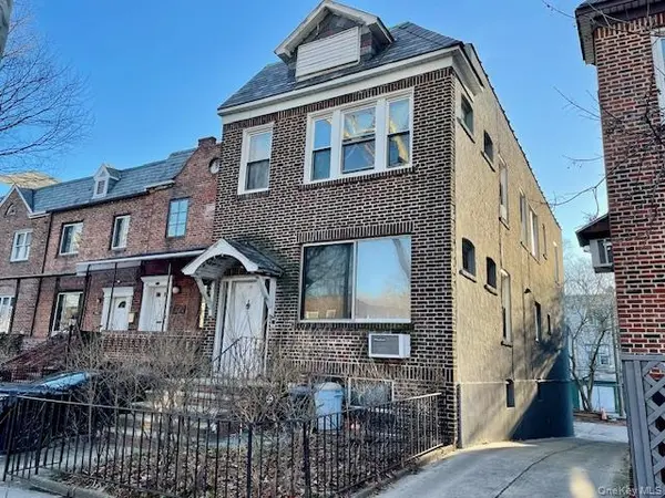 39-47 49th ST,  Sunnyside,  NY 11104