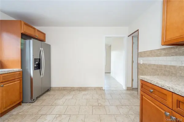 27 New ST, Eastchester, NY 10709