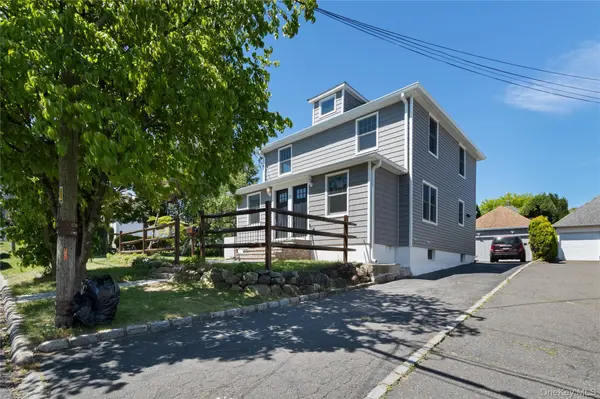 1 Alvin ST #1, Glen Cove, NY 11542