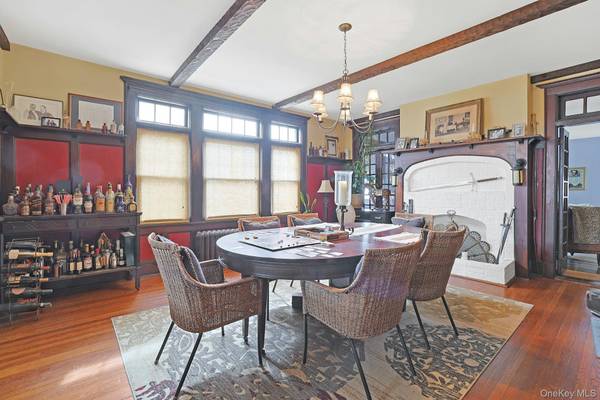 39 Neptune AVE, New Rochelle, NY 10805