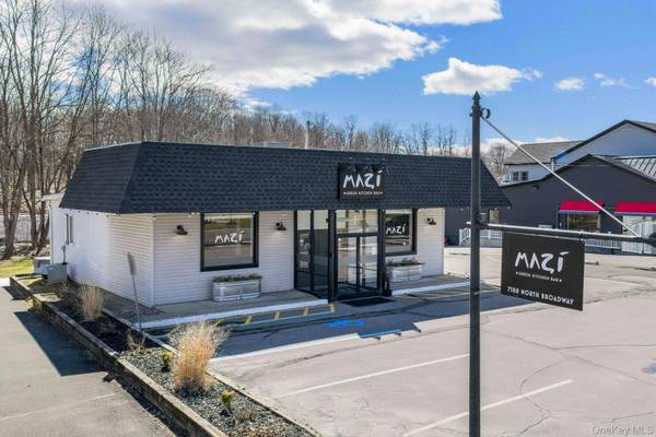 7588 N Broadway, Red Hook, NY 12571