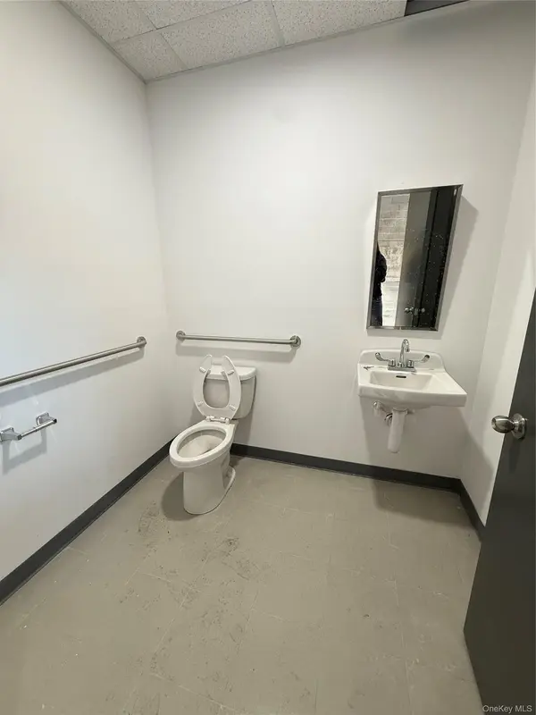 2108 College Point BLVD, College Point, NY 11356