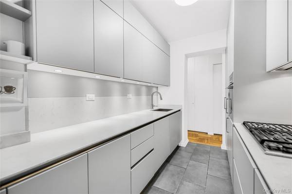 3901 Independence AVE #2L, Bronx, NY 10463