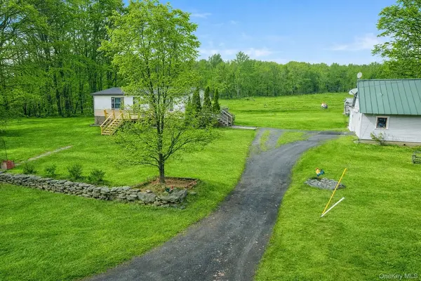 27 Beech LN, Liberty, NY 12754
