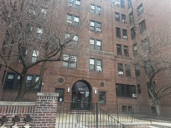 76-66 Austin ST #3C, Forest Hills, NY 11375