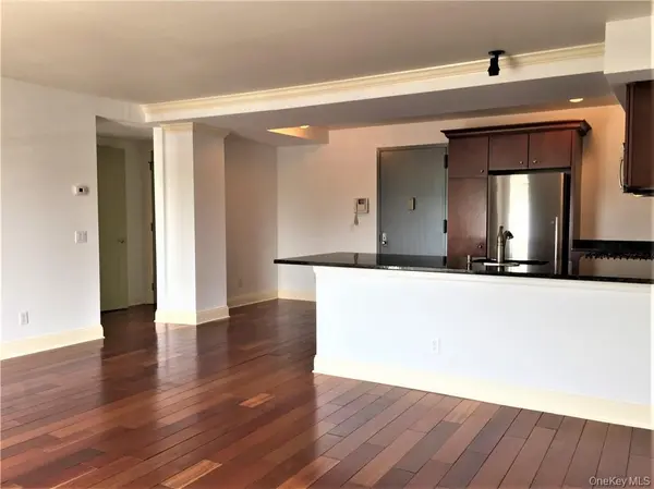 1 S Astor ST #302, Irvington, NY 10533