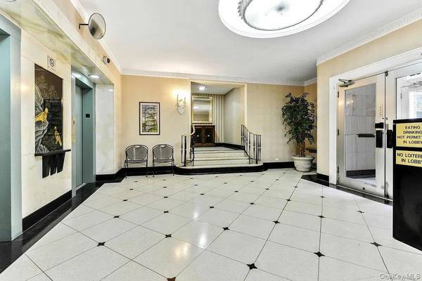 71-36 110th ST #6H, Forest Hills, NY 11375