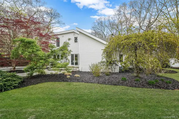 61 Park AVE, Blue Point, NY 11715
