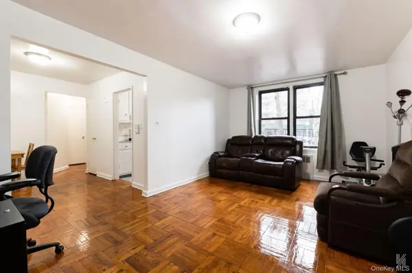 33-24 Junction BLVD #1R, Jackson Heights, NY 11372